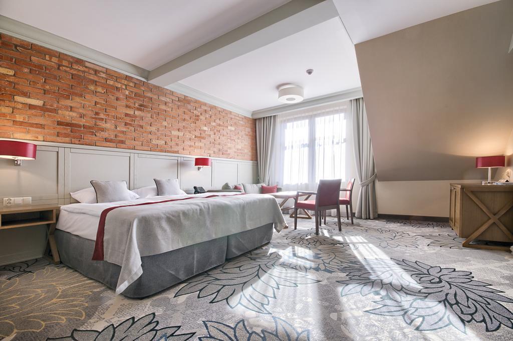 Hotel Aubrecht Country Spa Resort Przechlewo Zimmer foto