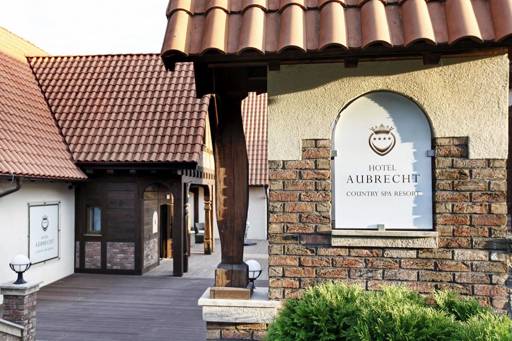 Hotel Aubrecht Country Spa Resort Przechlewo Exterior foto